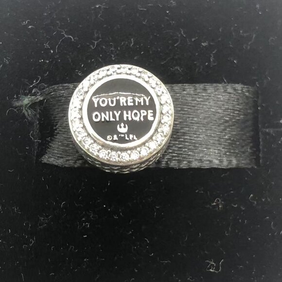 ✨🔥Pandora Star Wars Night 2025-Princess Leia Charm s925 Sterling silver - Picture 2 of 3